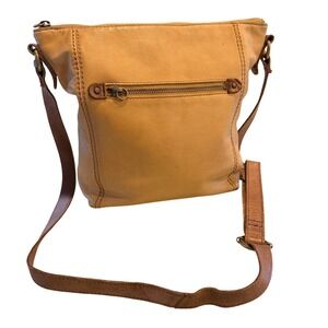 The Sak Tan Brown Leather Crossbody Bag Medium Messenger Purse Zip Pocket Boho